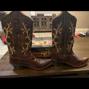 Woman’s western boots